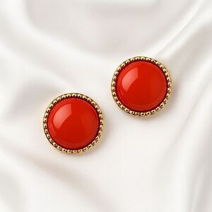 Gold & Coral Cabochon Stud Earrings – Elegant Vintage-Inspired Statement Jewelry